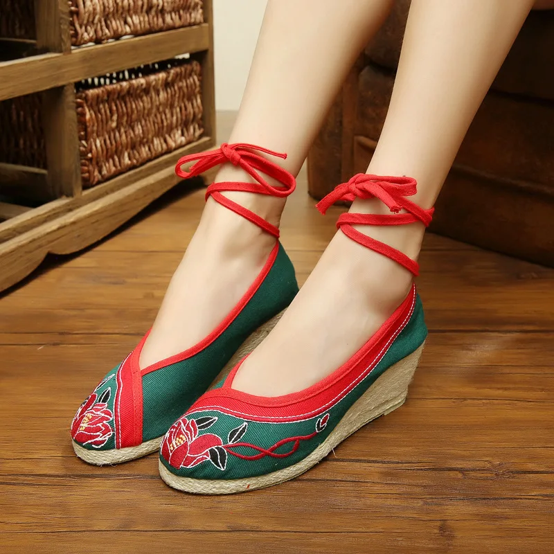 

Shallow Mouth Summer Shoes Ladies Casual Female Sneakers Round Toe 2021 New Fabric High TPR Spring Basic Floral Embroider Wedges