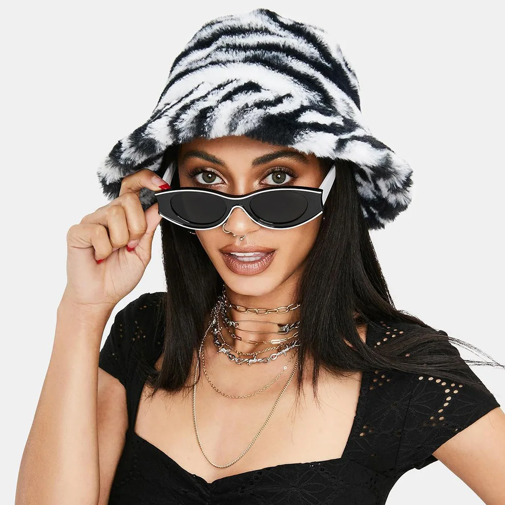 

New Luxury Brand Design Cat Eye Middle Sunglasses Men Retro Classic UV Protection Butterfly Wholesale Bulk Pink Shades for Women