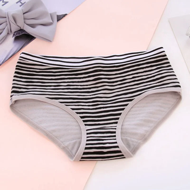 Трусики женские хлопковые нижнее белье с буквенным принтом пикантное для женщин