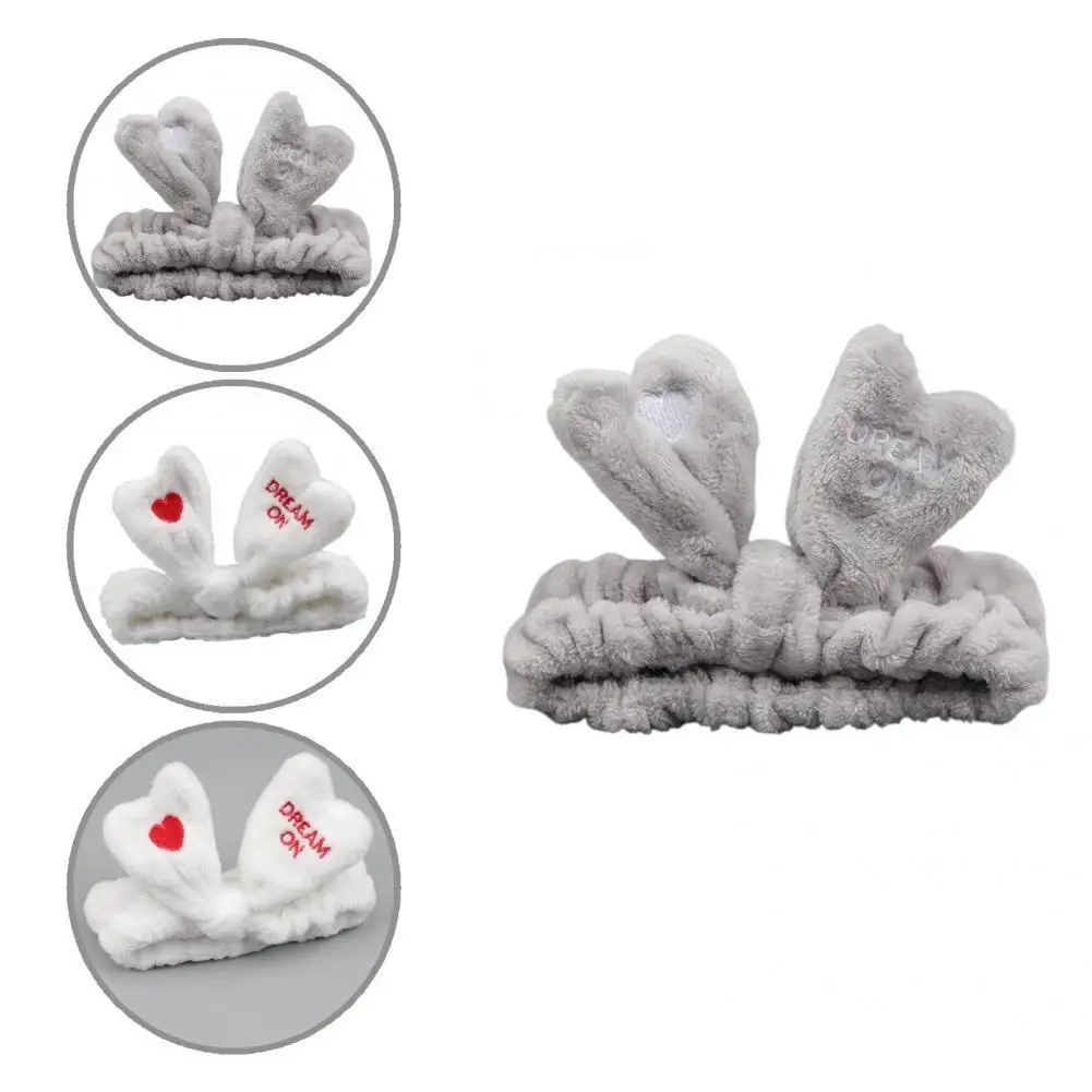 

Skin-friendly Flannel Women Heart Embroidery Sweet Hairband for Home