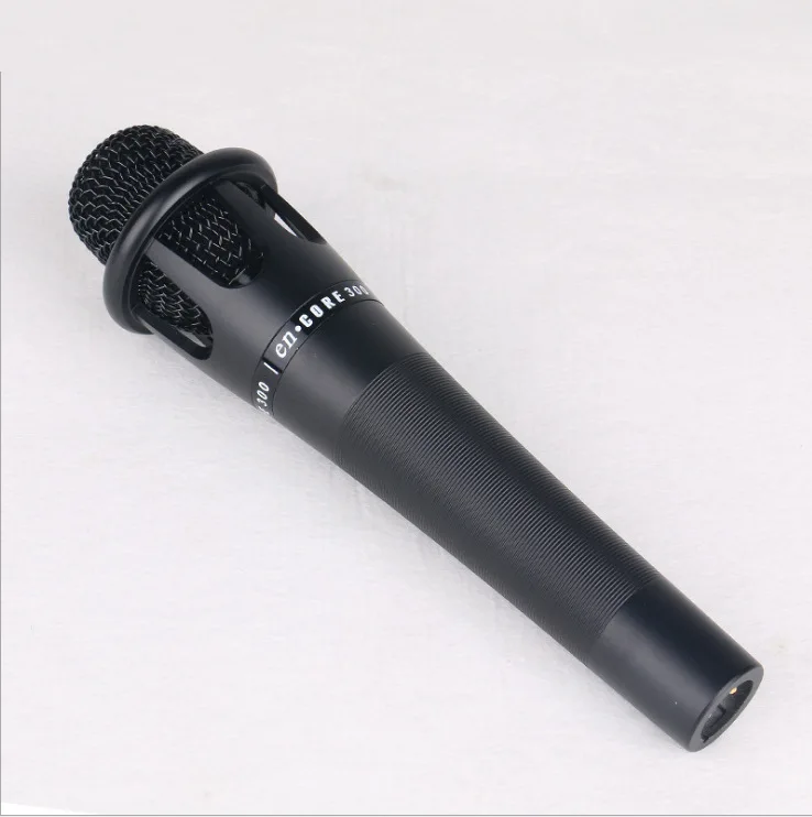 Профессиональный динамический микрофон кардиоидный вокальный проводной с