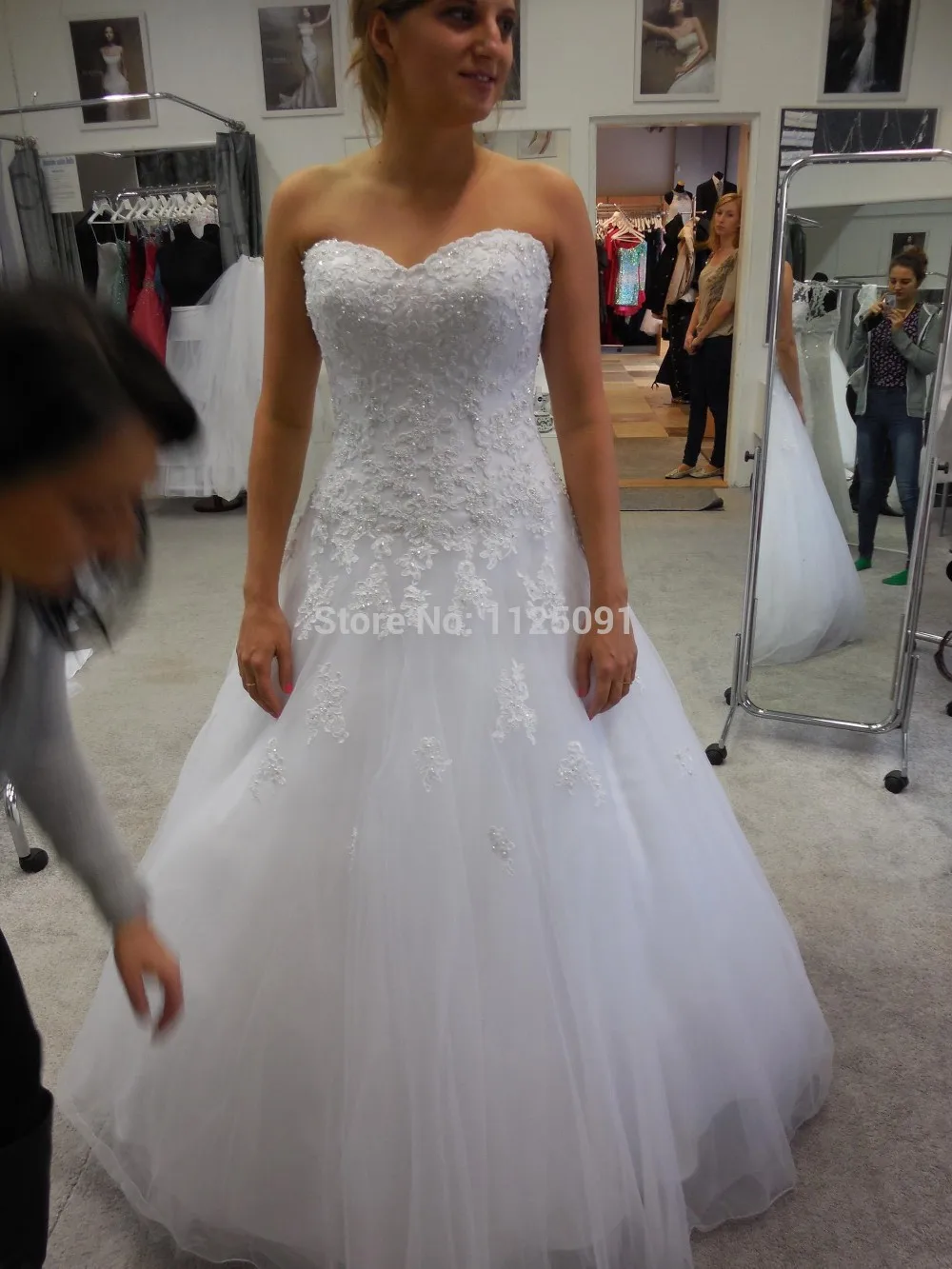 

New Design A-line Sheer Neckline With Crystal Beads Tulle& Lace Wedding Dress 2019 Bridal Dress vestido de noiva