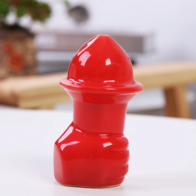 WHYOU 1piece Ceramic Fire Hydrant Toothpick Holders Storage Box Creative Table Decoration Wedding Gifts