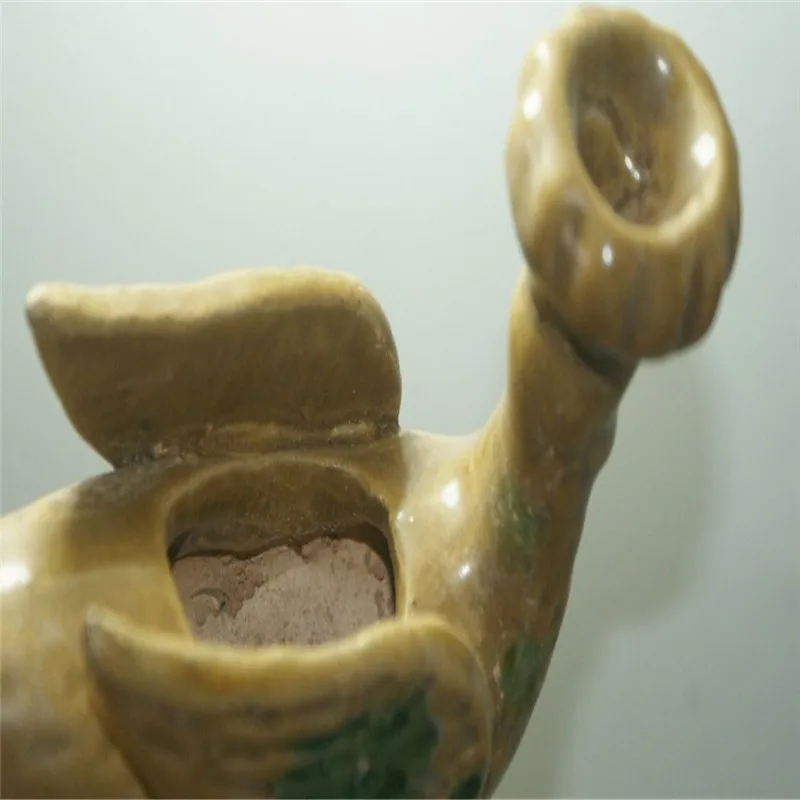 Тонкий старинный фарфор потрескавшийся глазурь керамический и керамика