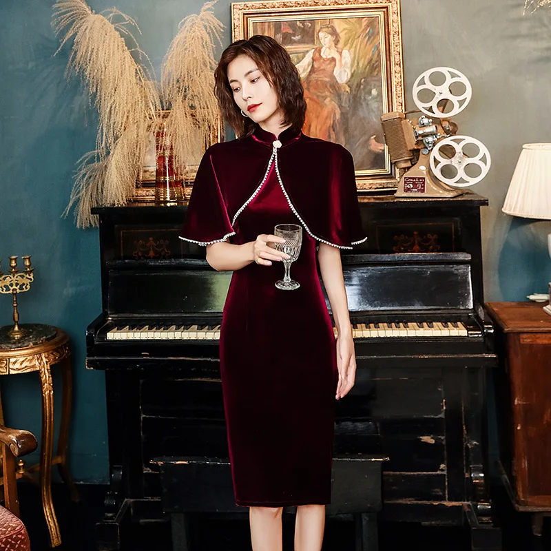 

Burgundy Cloak Velour Qipao Mandarin Collar Vintage Button Formal Party Dress Gown Women Sexy Cheongsam Chinese Style Vestidos