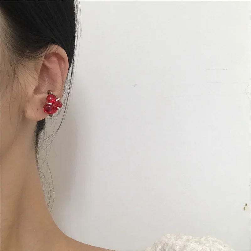 

Korean Fashion Design Red Love Ring Transparent Color in Two Wear Fashion Personal Index Finger Open Ring Ear Clip Hangzhi 2021