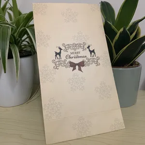 10 Pieces / Set of Merry Christmas Kraft Paper Bag Christmas Party Holiday Cookies Gift Christmas Bag
