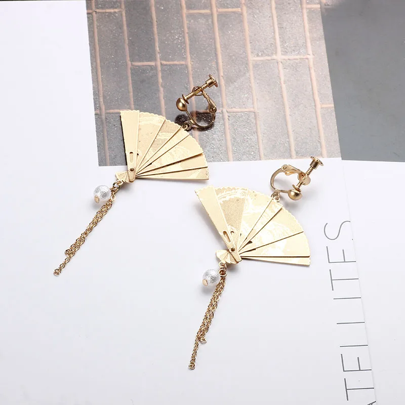 ЯПОНСКИЕ ВИНТАЖНЫЕ серьги клипсы с золотым металлическим веером цепочка
