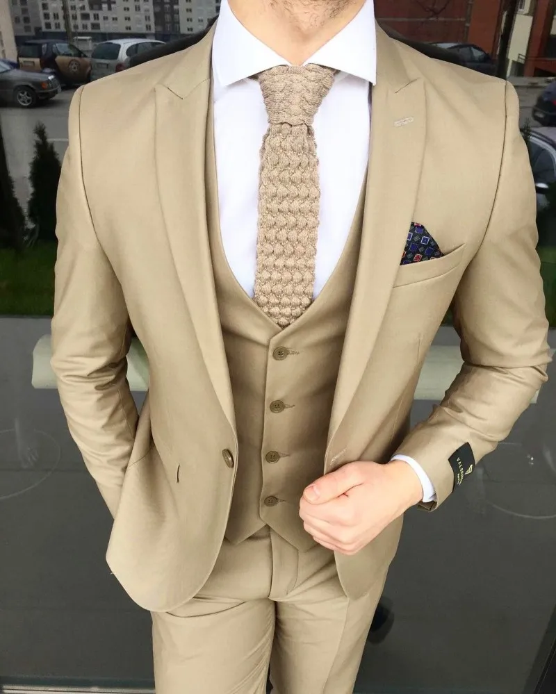 

Elegant Khaki Mens Suits 3 piece Custom Made Man suit For Wedding Slim Fit Custom Made Groom Tuxedo Prom Wear (Jacket+Pant+Vest)