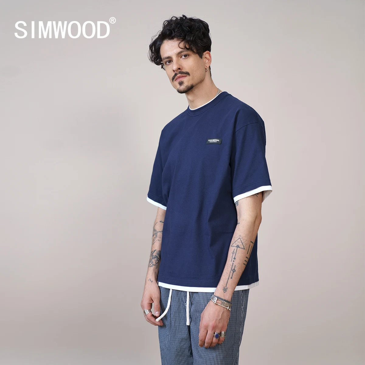 

SIMWOOD 2022 Summer New Oversize Style T-shrits Men Contrast Color Fake Double Layer Tops Loose Plus Size Brand Clothing