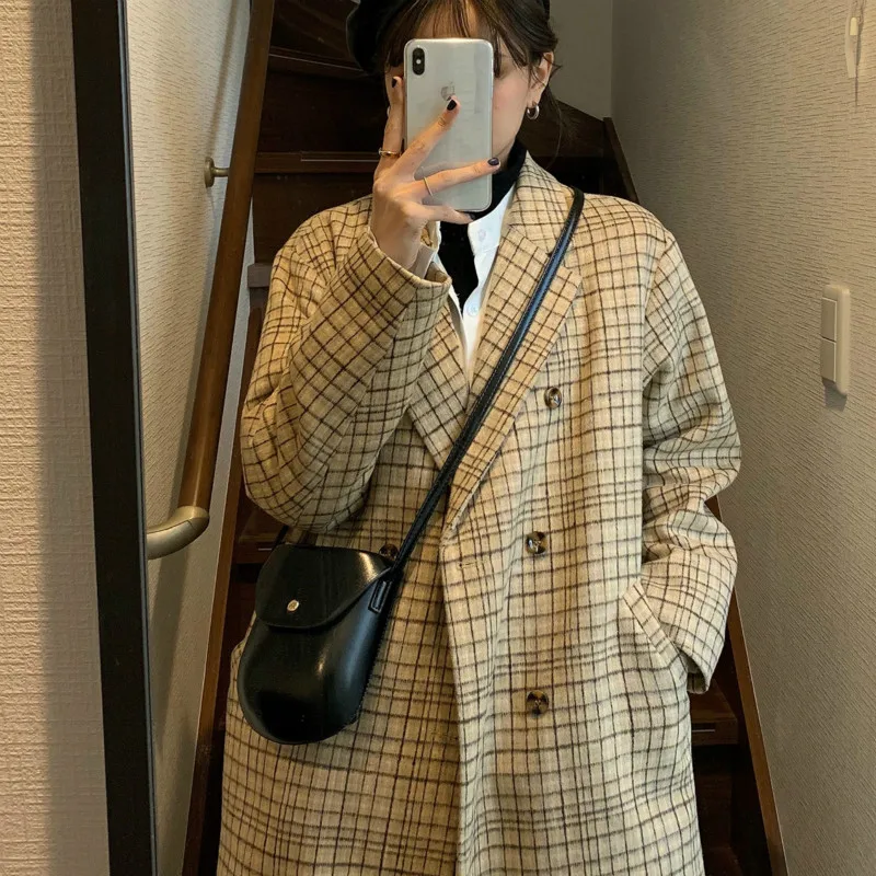 

Korea autumn and winter loose large size plaid woolen coat women's mid-length over-the-knee woolen coat trench coat
