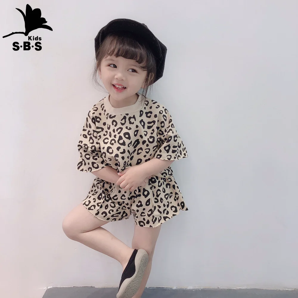 Ins/модный дизайн Милый хлопковый короткий комплект летней одежды с леопардовым