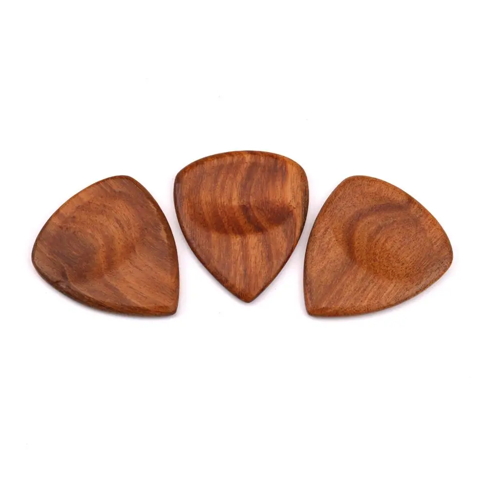 

Wood Acoustic Guitar Pick Plectrum Hearted Shape Rosewood Guitar Picks Stringed Musical Instrument Bass Guitarra Accessories