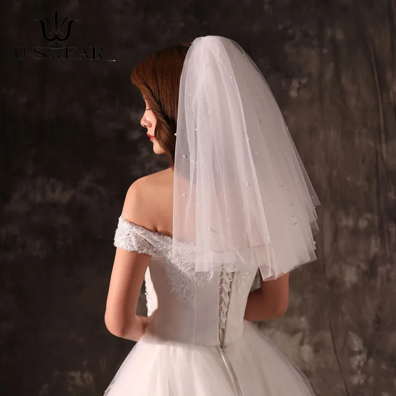 Короткая фата принцессы двухслойная с жемчугом металлической расческой для