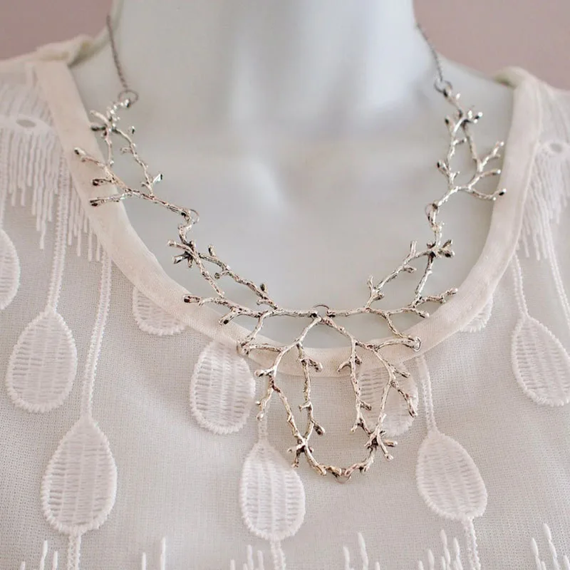 Чокер с оленями и рогами |