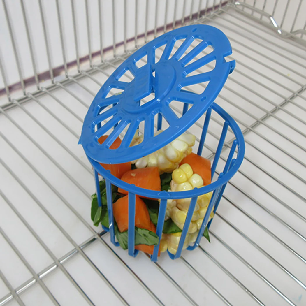 

4PCS Bird Parrot Fruit Vegetable Basket Bird Food Basket Plastic Creative Bird Feeder Basket Parrot Feeder Bird Supplies