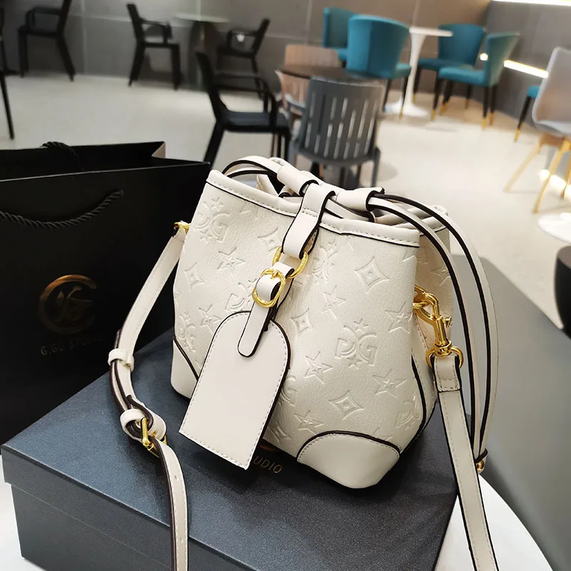 

Women 2021 New Fashion Single Shoulder Messenger Bag Full Part Cow Leatehr Bags Luxury Designer Purses and Handbags Channel Bags