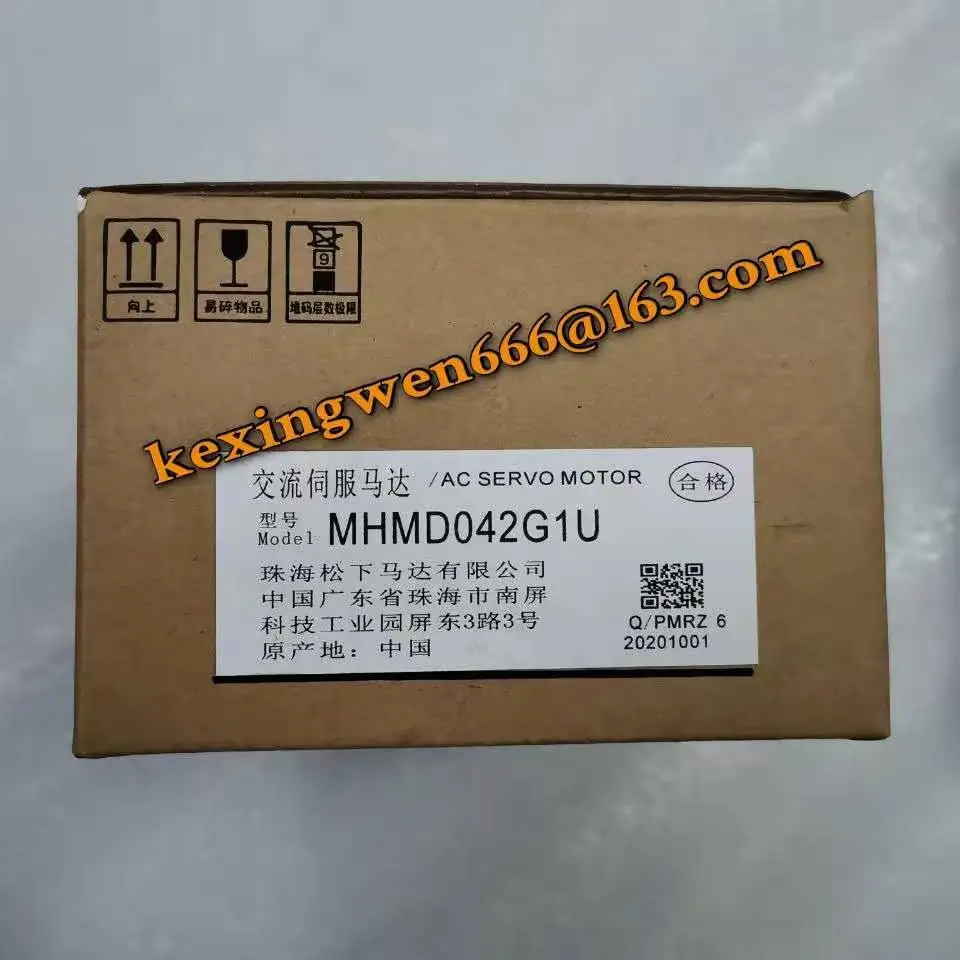 

Новый оригинальный сервопривод MHMD042G1U