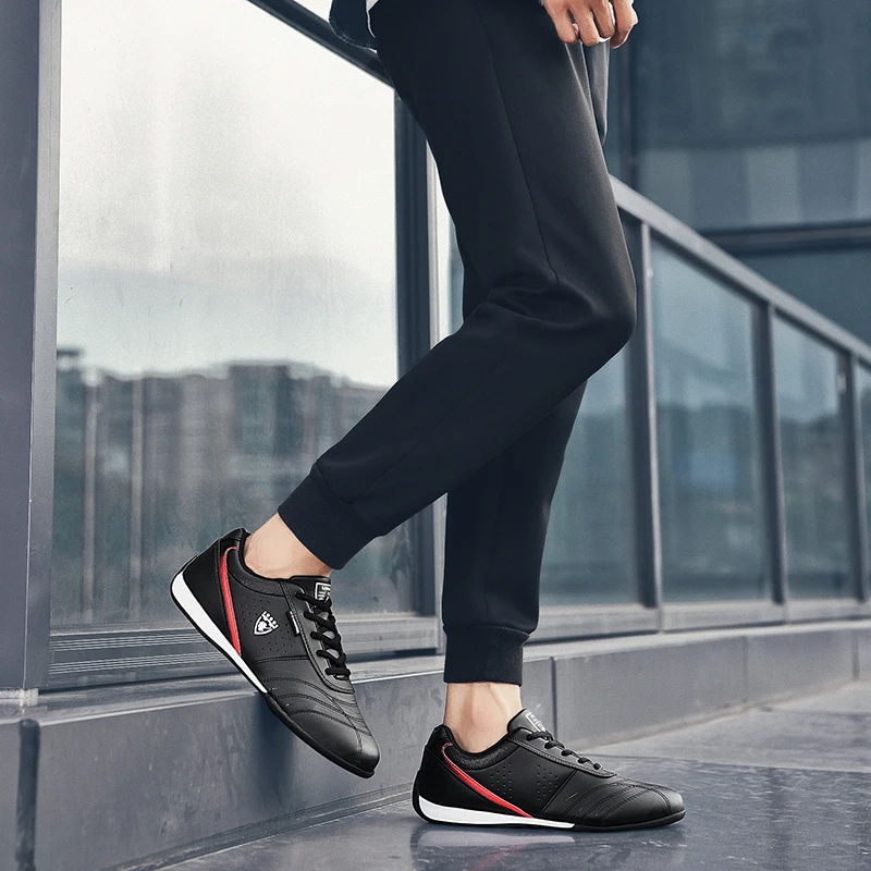 

Men's Golf Shoes Walking Golf Shoes Grass Waterproof Non-slip Men's Leather Sneakers Studless Golf Sneakers Training Golf Shoes