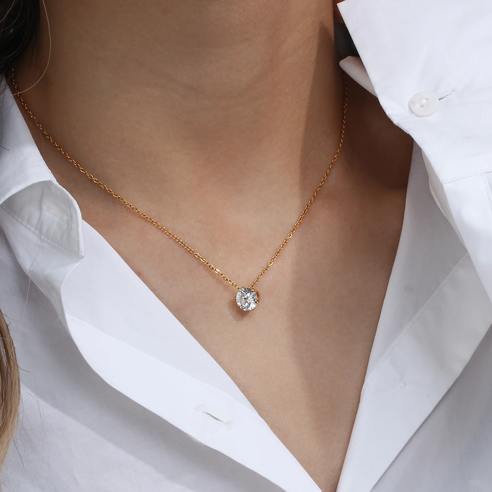 

2021 New Stainless Steel PVD Plated 3A Zircon Stone Crown Pendant Necklace Ladies Minimalist Weddng Party Crystal Necklace