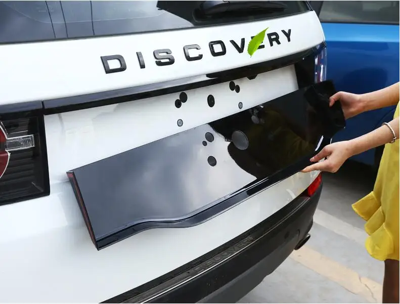 Черная задняя крышка багажника из АБС-пластика номерного знака нижняя рамка SVR