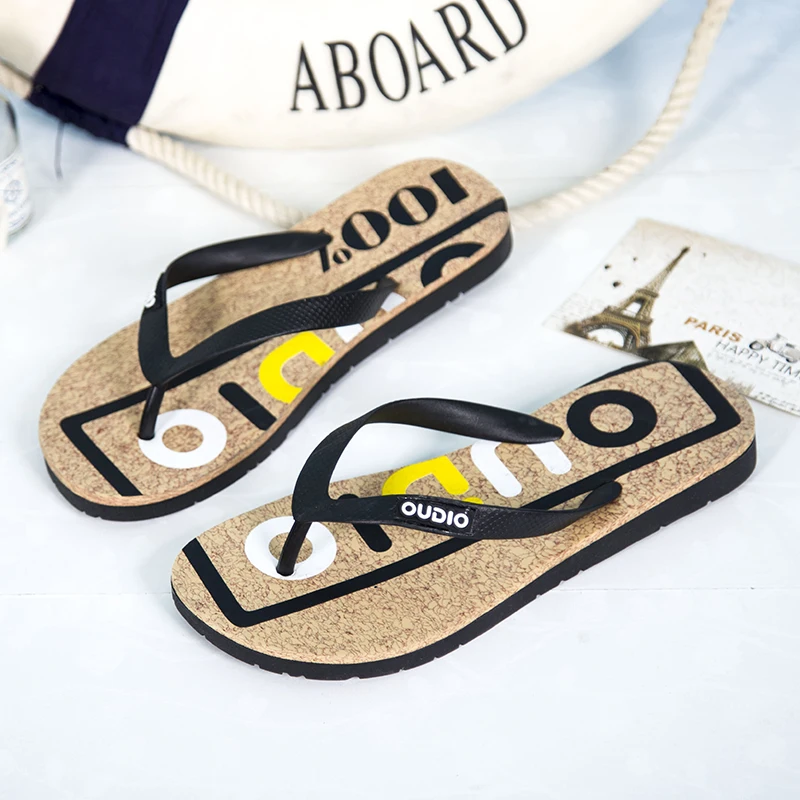 

Classic Summer Lip Flops Man Indoor Non-Slip Fashion Slippers Outdoor Pure Casual Beach Shoes Soft Sole Man Sandals Comfortable