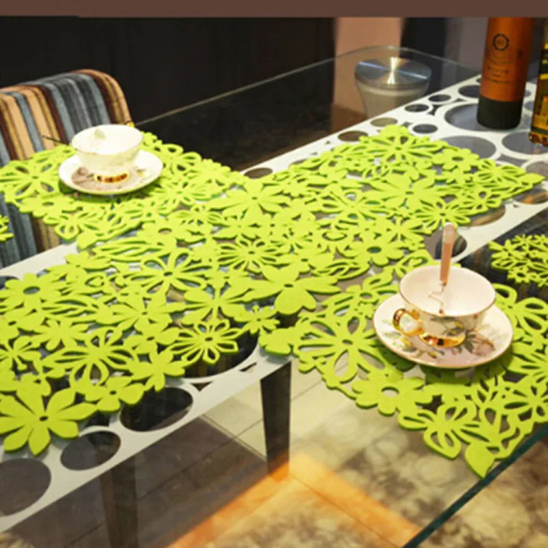 

2021 The New Hollow Felt Tablecloth Runner Placemats Table Mats Household Decorations Felt Table Mat Desktop Decoration Tools