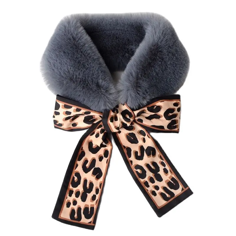 Женский вязаный шарф с леопардовым принтом