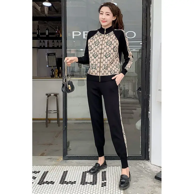 

Autumn and Winter 2021 New Fashion Suit Women's High Quality Color Matching Leisure Two Piece Set