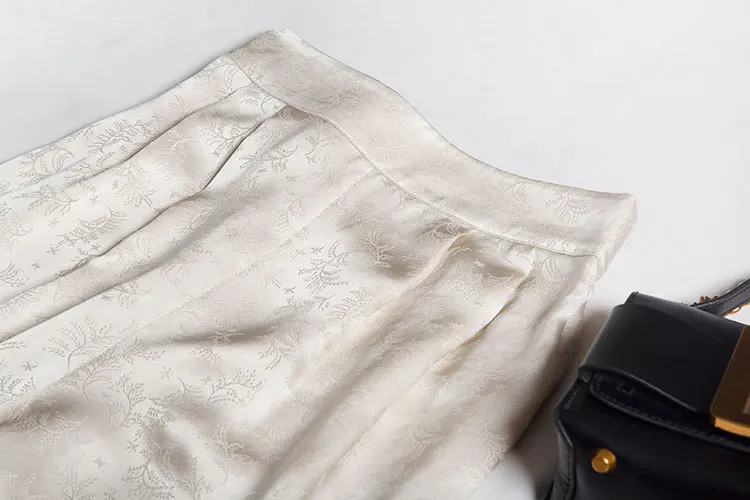 Gummi Silk Jacquard Retro Mulberry Silk Wide-leg Pants Cream White Color Wide Leg Pants Bright Silk Elegant Fashion Loose