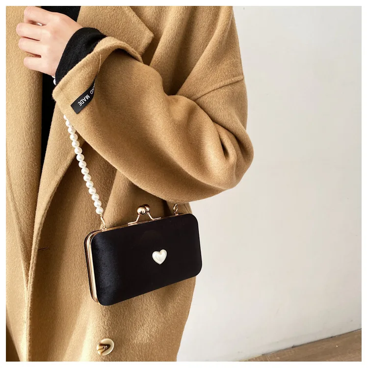 

Pearl bag female retro women bag chain cross-body bag 2020 new retro style simple portable small square bag