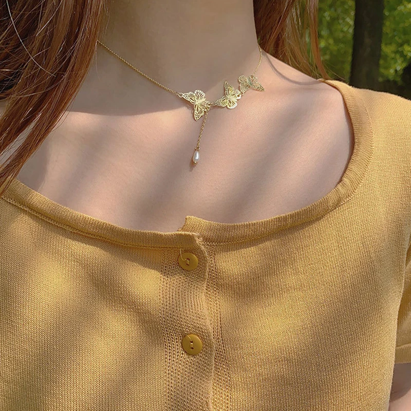 

MOGAKU Titanium Steel Korean Women Necklace Fashion Sweet Butterfly Clavicle Chains for Female Concise Simply Chokers Jewelry