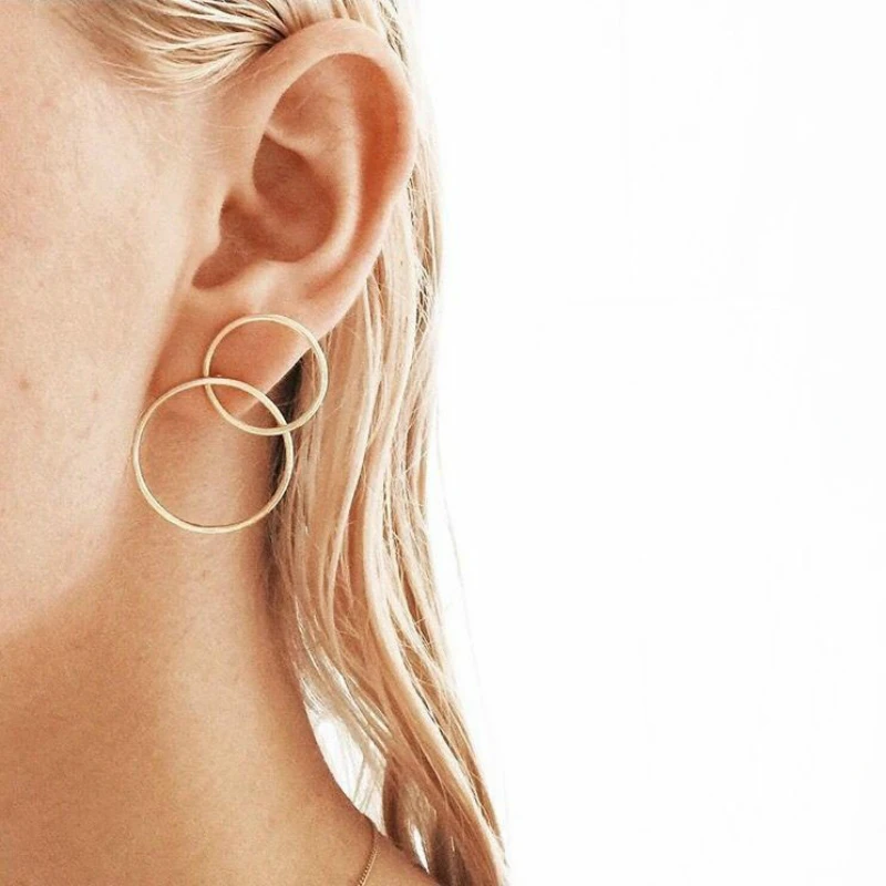 

Hot Earrings Fashion Jewelry Simple Style Trend Word Earrings For Women Exaggerated Earrings Round Earrings Wholesale