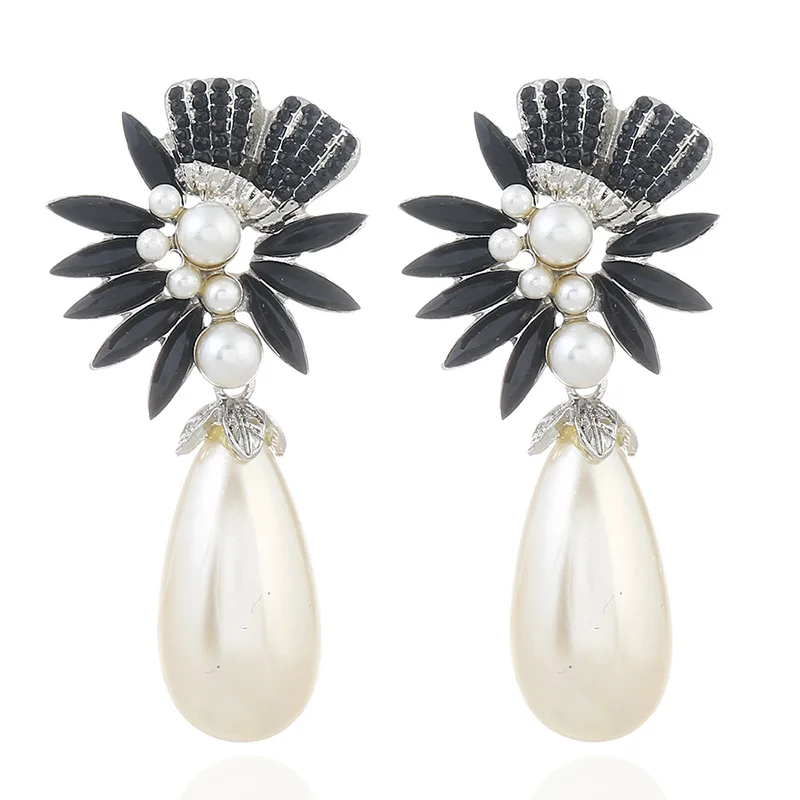 

2021 Pearl Gem Diamond Earrings Retro Temperament Earrings For Party
