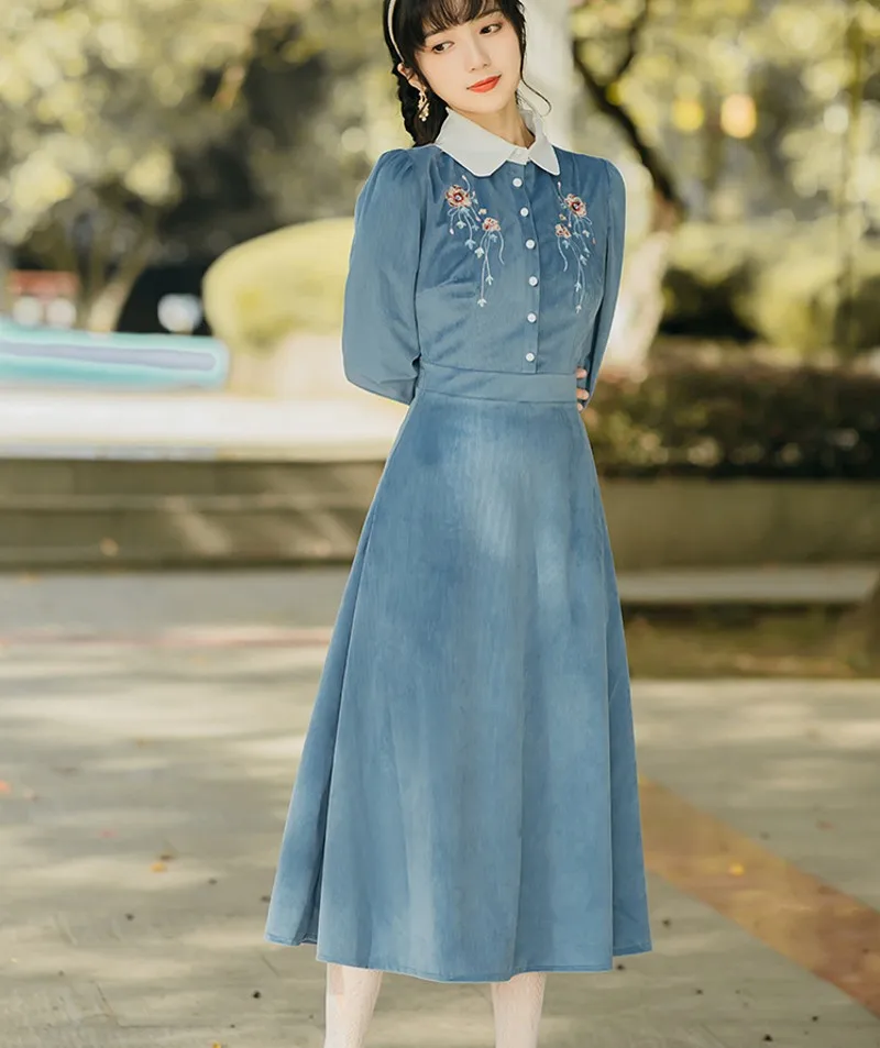 

2021 Autumn Winter New Arrival Elegant Peter Pan Collar Flower Corduroy embroidered dress