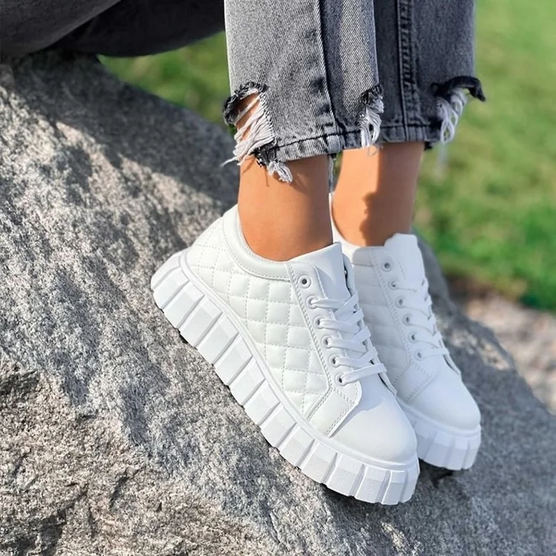 

2021 Spring and Autumn New Women's Designer Hot Sale White Shoes Women's Platform Sneakers Women's Net Comfortable Casual Shoes