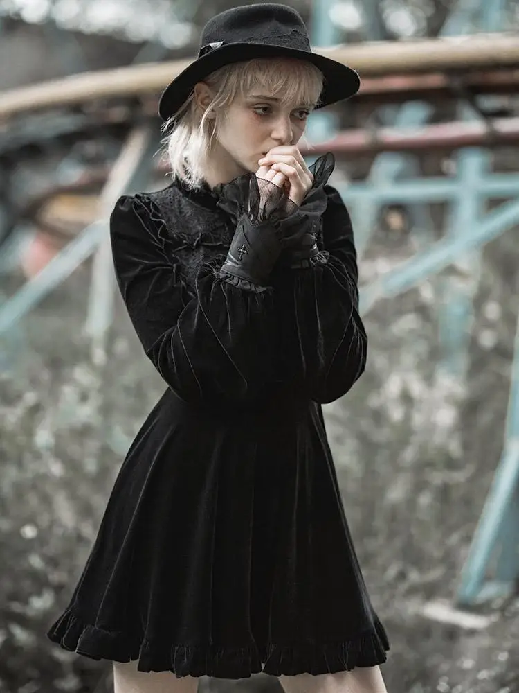 Панк рейв женские Кружева Раффлед Луна пуговицы фонари рукавами бархатные