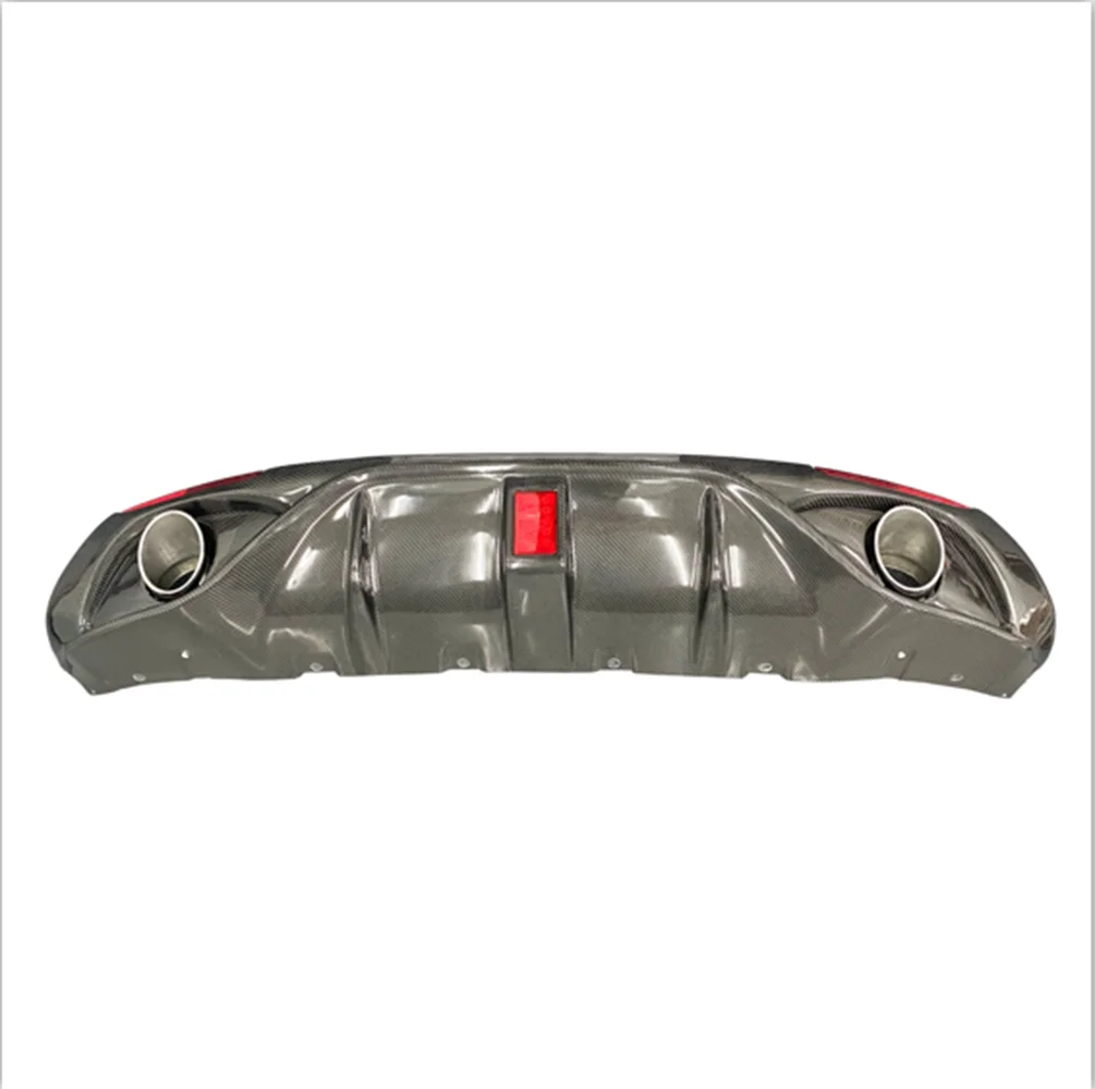 

High quality carbon fiber rear diffuser for Romeo giulia with lamp rear lip