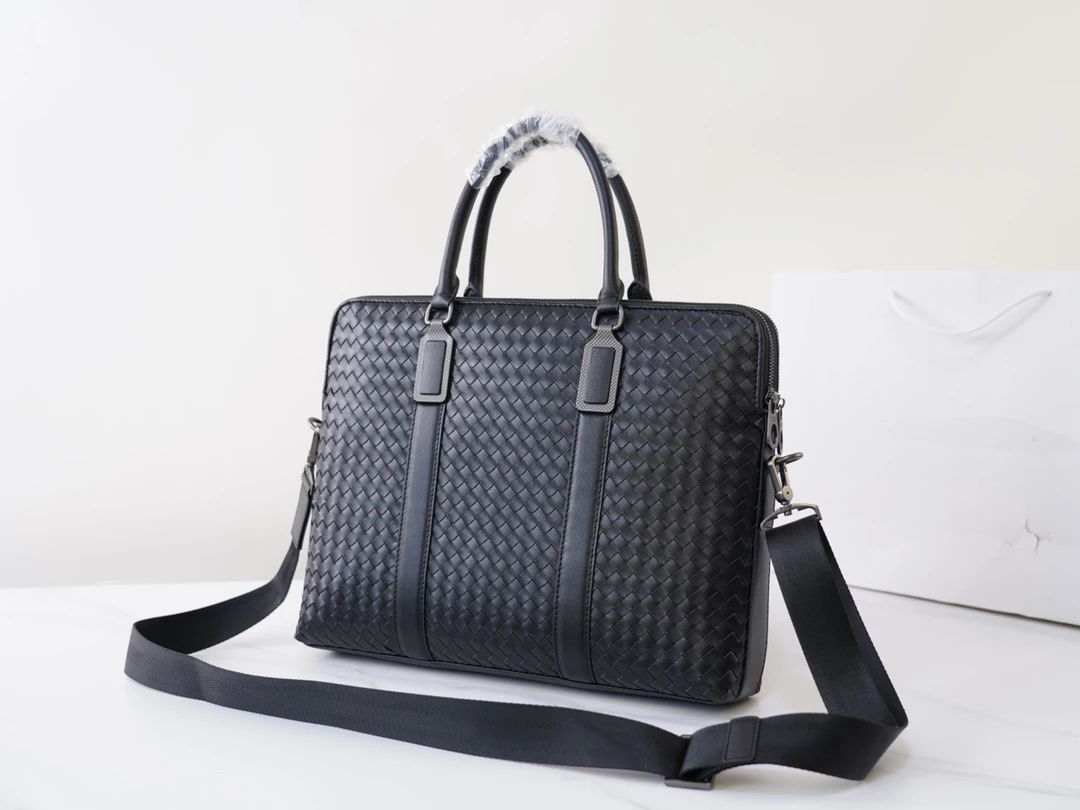 

Men's luxury leather woven handbag briefcase brand shoulder bag computer bag high-quality leather multi-function bag