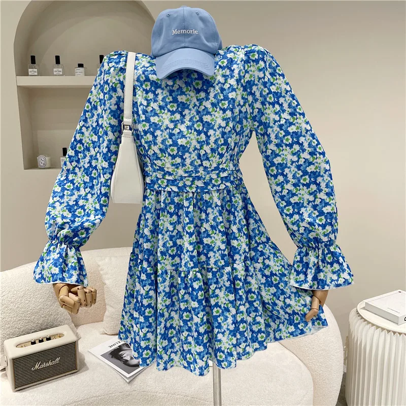 

NewWomen's Spring Summer 2021 NewRetro design drape temperament trumpet sleeve Blue Floral Dress