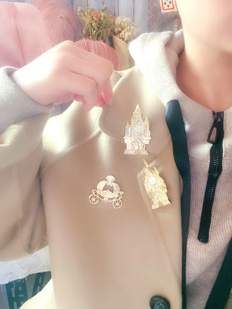 Женская Брошь на воротник разноцветная брошь с цирконом жемчугом замком каретой