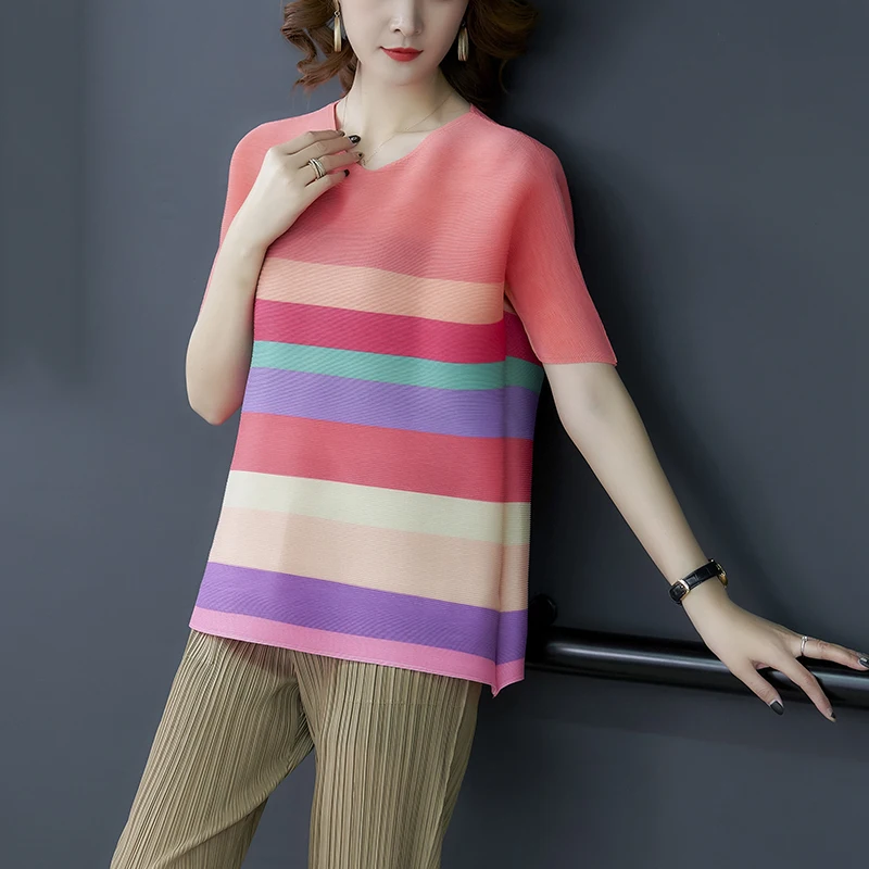 Женские Плиссированные Топы в радужную полоску повседневные футболки с круглым