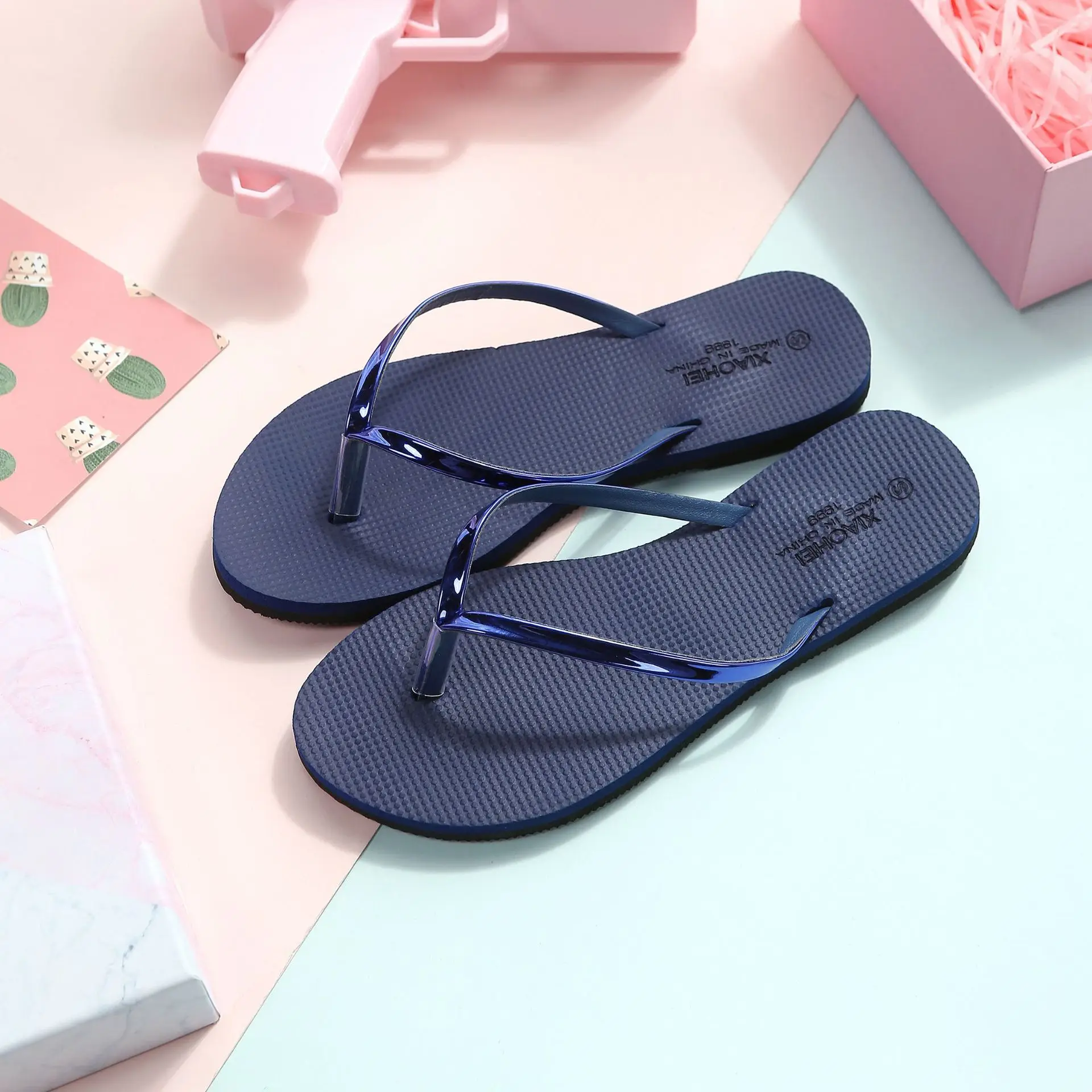 

Summer new slippers women's fashion casual wear flat rubber flip flop