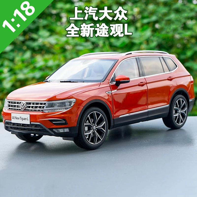Модель автомобиля из сплава TIGUAN L 2017 1:18 оригинал литый металлический автомобиль