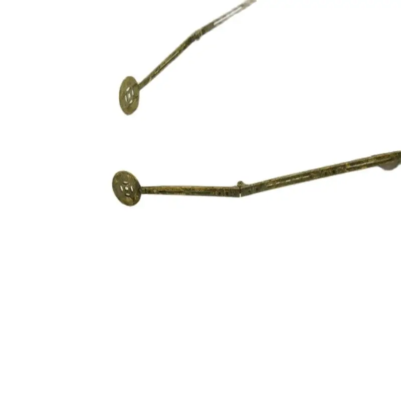 Дедушка военного Властелина Шанхайской Республики с очками дужками кузнечика и