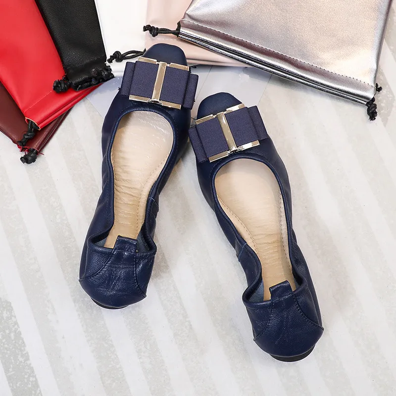 

Large Size Women's Flat Shoes Leather Soft Sole Casual Shoes Classic Brand Ballet Flats Simple Comfortable Driving Shoes Ladies