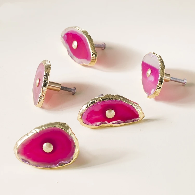 

Ручка для дверей шкафов с натуральным агатом, латунь