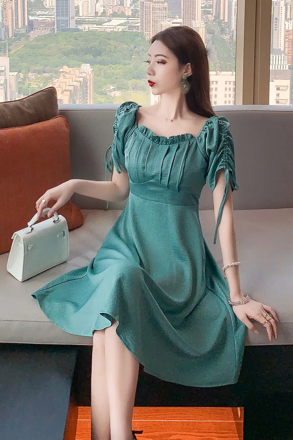 

COIGARSAM French Style Short Sleeve Women dress New High Waist Dresses Green 3186