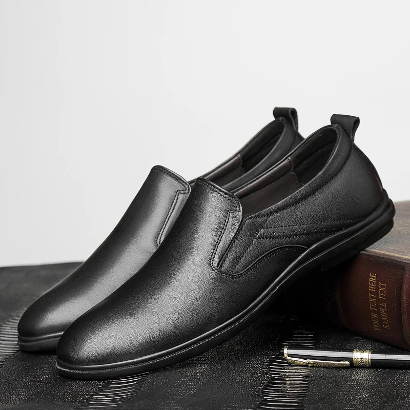 

masculino 2020 mens Mens shoes hot leather sports sapato para for sapatos new zapatos men casual Casual shoe black leisure man