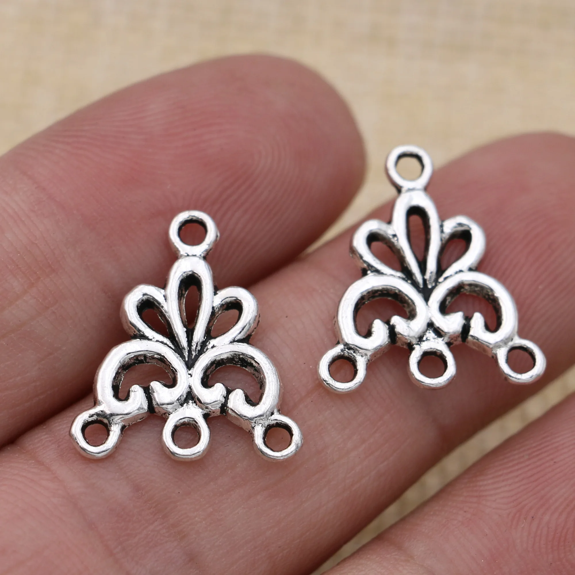 

10PCS Tibetan Silver Plated 1-3 Flower Charm Connector for Jewelry Making Bracelet DIY Findings Accessories 19x17mm